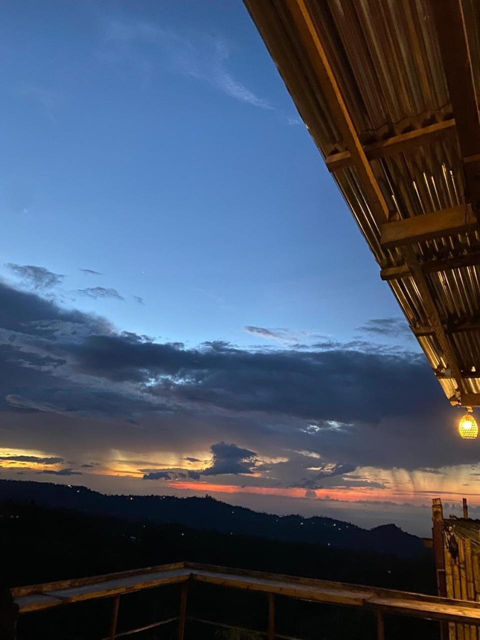 Wanagiri Sunset Glamping Hotel Gitgit Kültér fotó